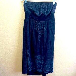 👗The Limited lacy print strapless dress size 12